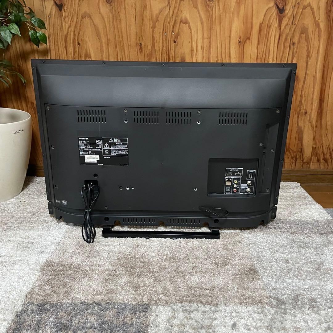 TOSHIBA 32型液晶テレビ 32S21 2018年製