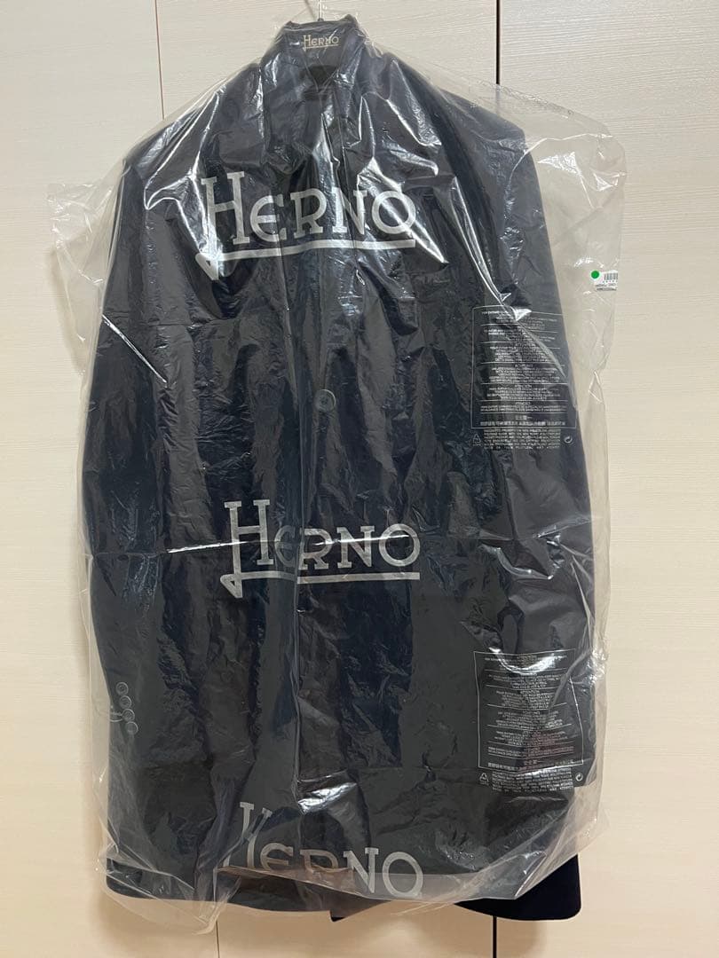【極美品】ヘルノ HERNO ライナー付き コート／ネイビー52（XL）