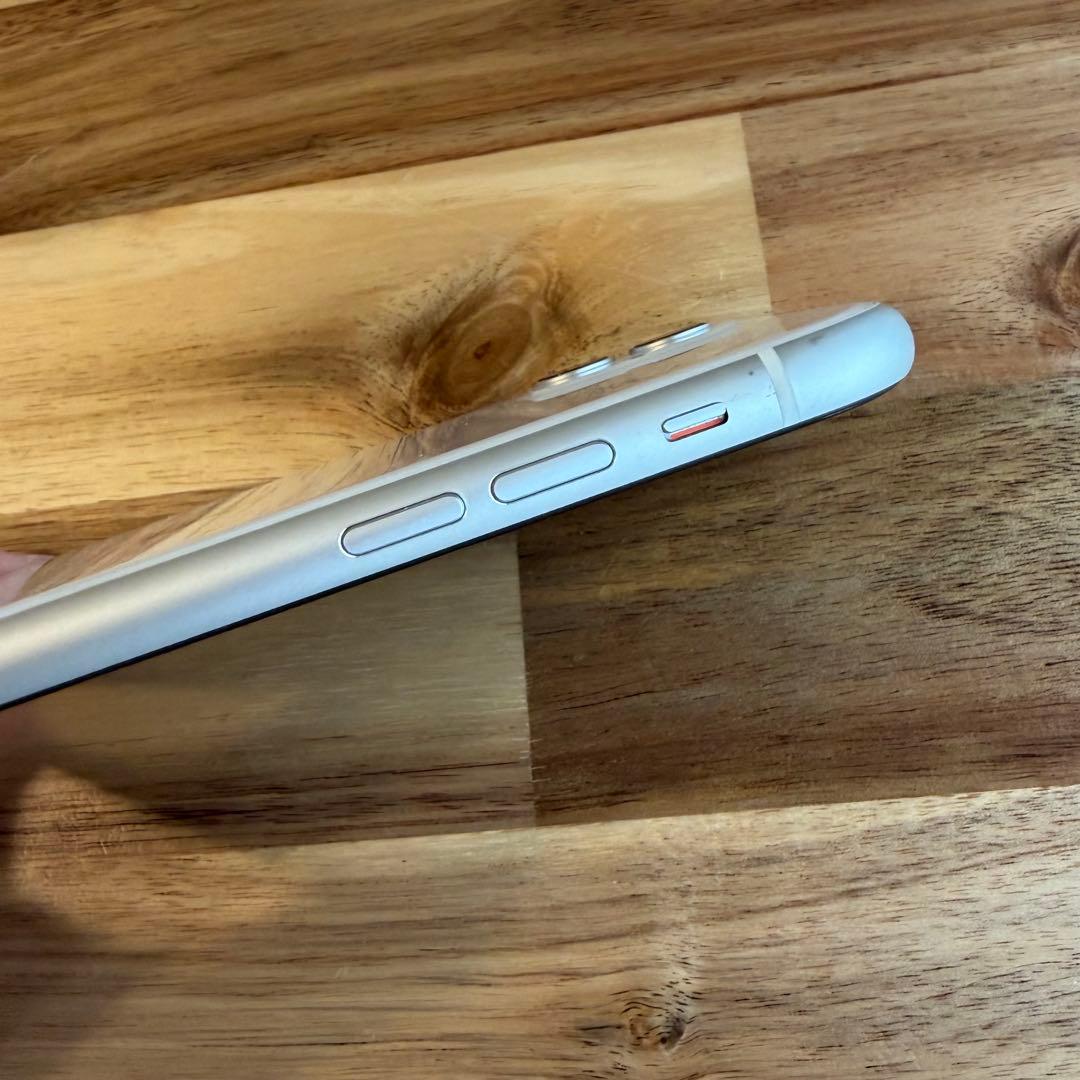 猫*様 iphone11（ホワイト128GB） ※simフリー・箱あり