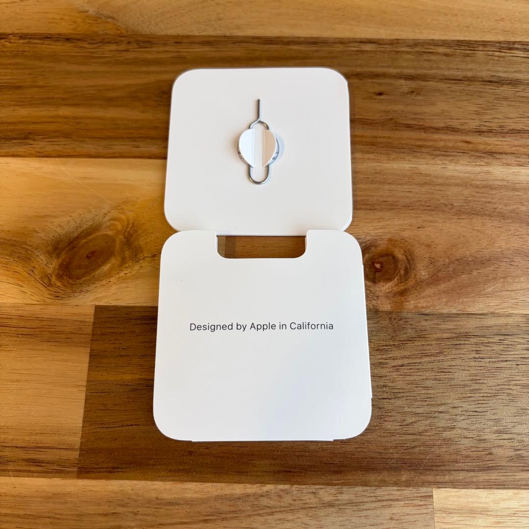 猫*様 iphone11（ホワイト128GB） ※simフリー・箱あり