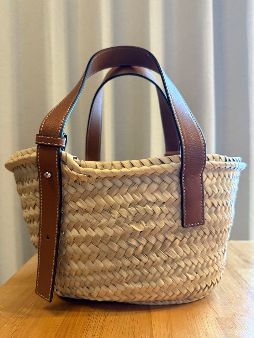 LOEWE ストロー レザーハンドバッグ