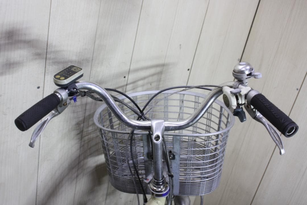 ブリヂストンアシスタA6L30 大容量8.1AH 26インチ 3段 LED