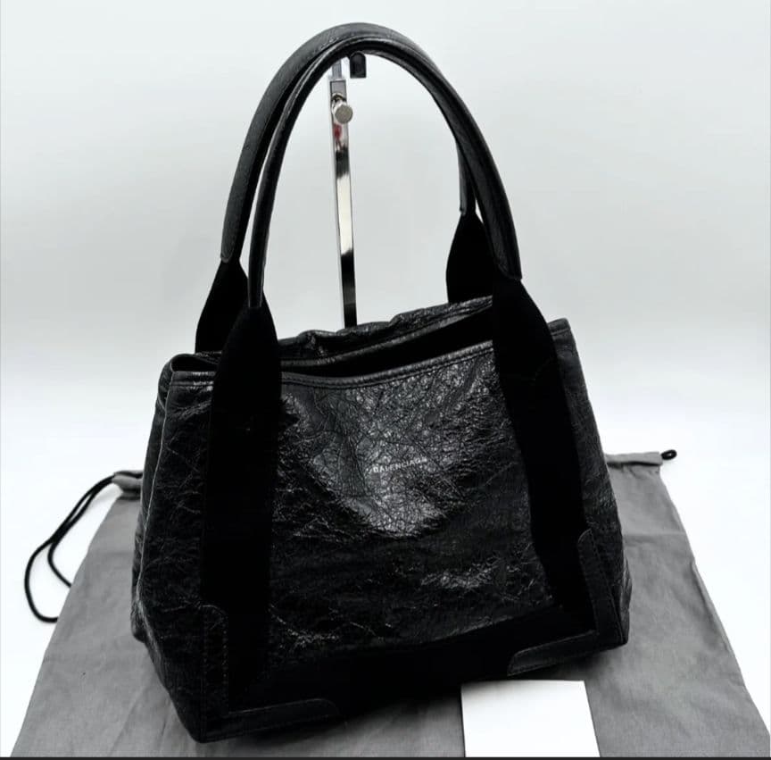 【1月末までお値下げ中】 BALENCIAGA ネイビーカバスS ハンドバッグ