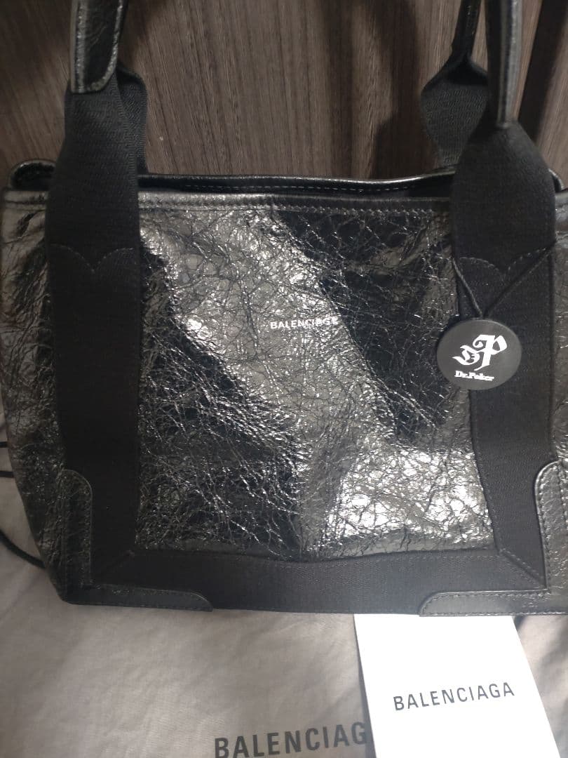 【1月末までお値下げ中】 BALENCIAGA ネイビーカバスS ハンドバッグ