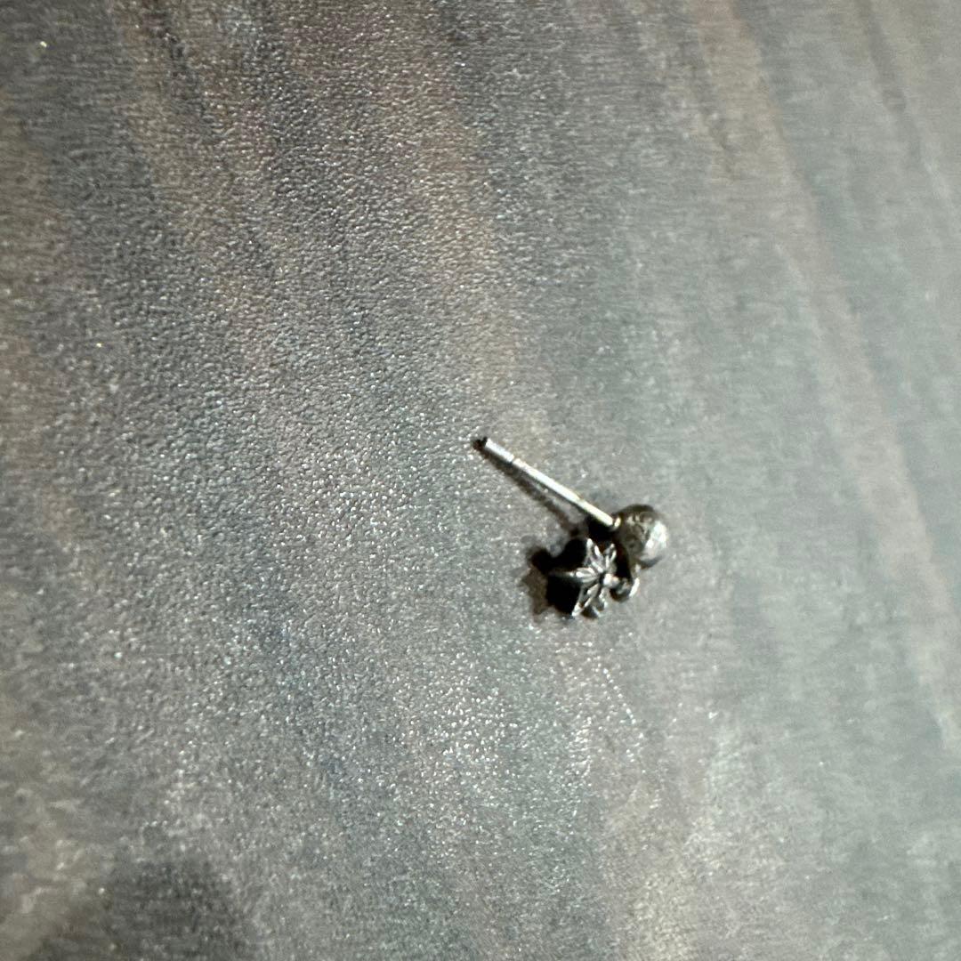 Chrome Hearts スタッドピアス　スター