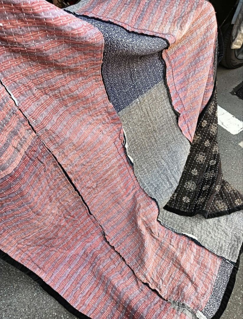 大盤1.7kg　ネル素材　粗刺し子の古布こたつ掛け♪　昭和初期　らんる　襤褸