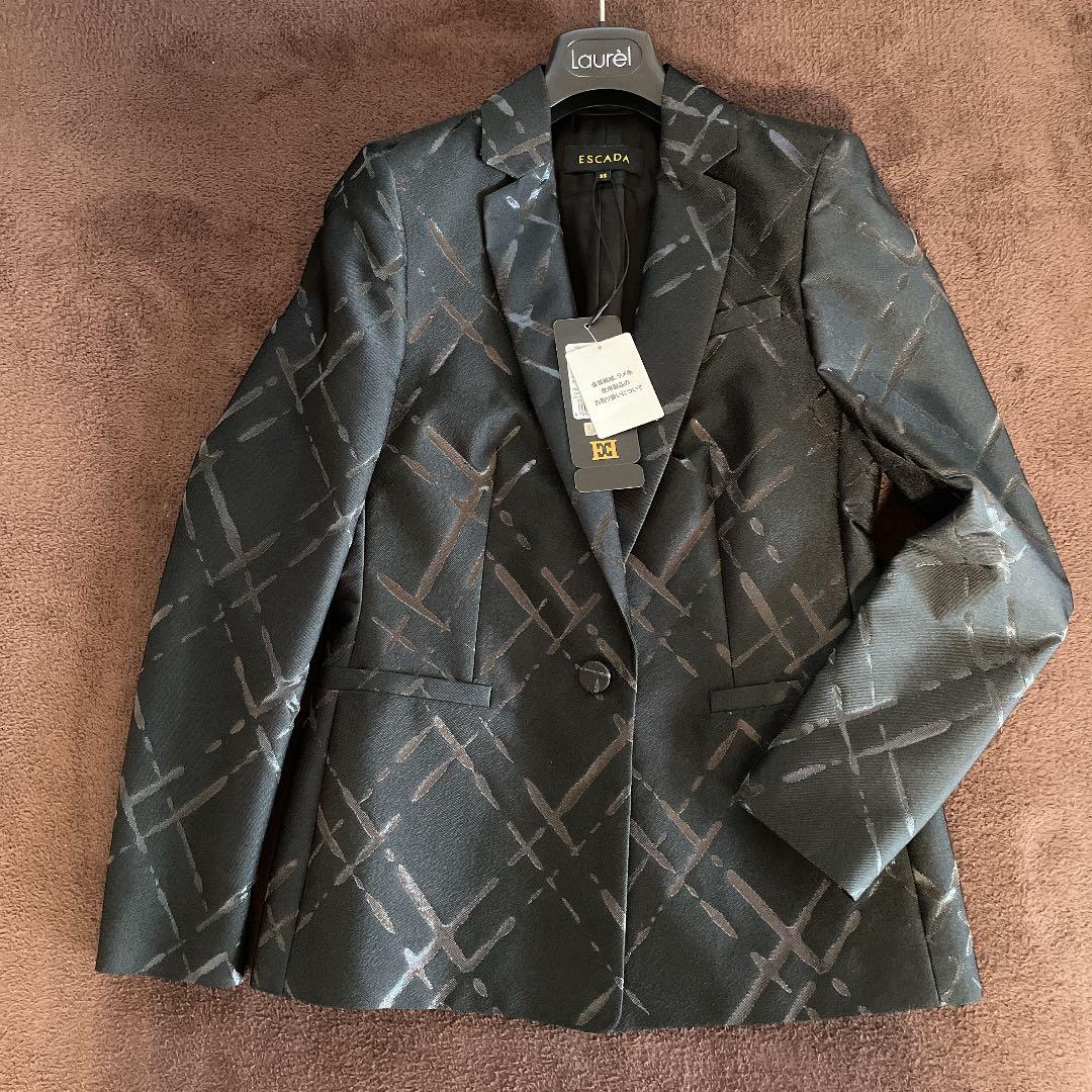 エスカーダ　ジャケット