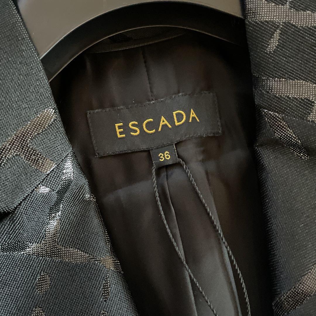 エスカーダ　ジャケット