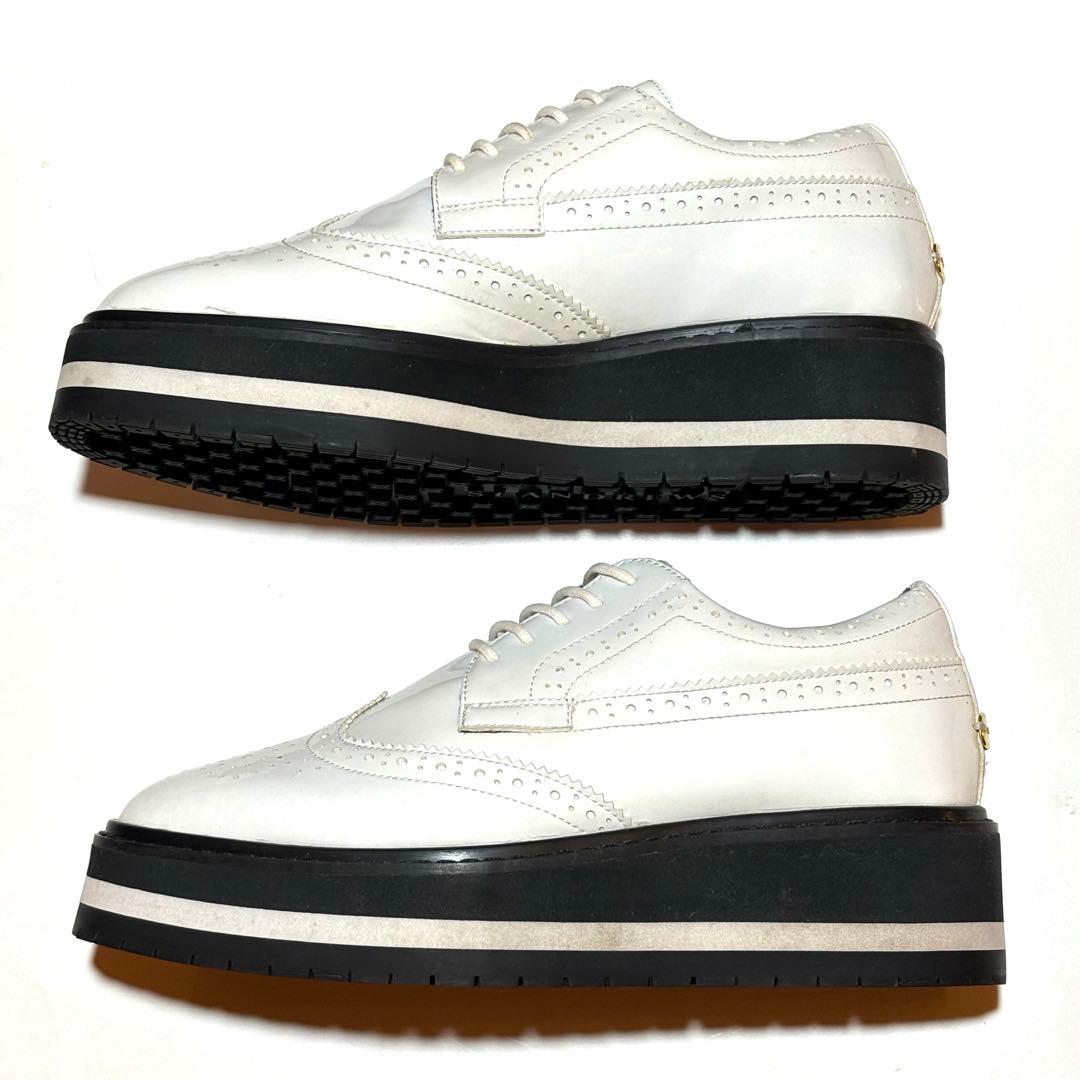 セントアンドリュース エナメル厚底スパイクレスゴルフシューズ24.0（ホワイト）