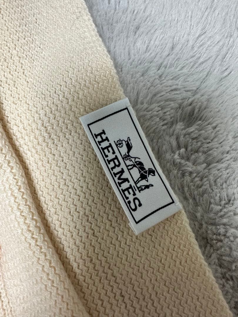 HERMES ベージュ/ピンク マフラー