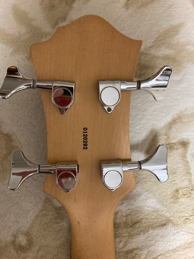 B.C. Rich モッキンバード 変形 エレキベース