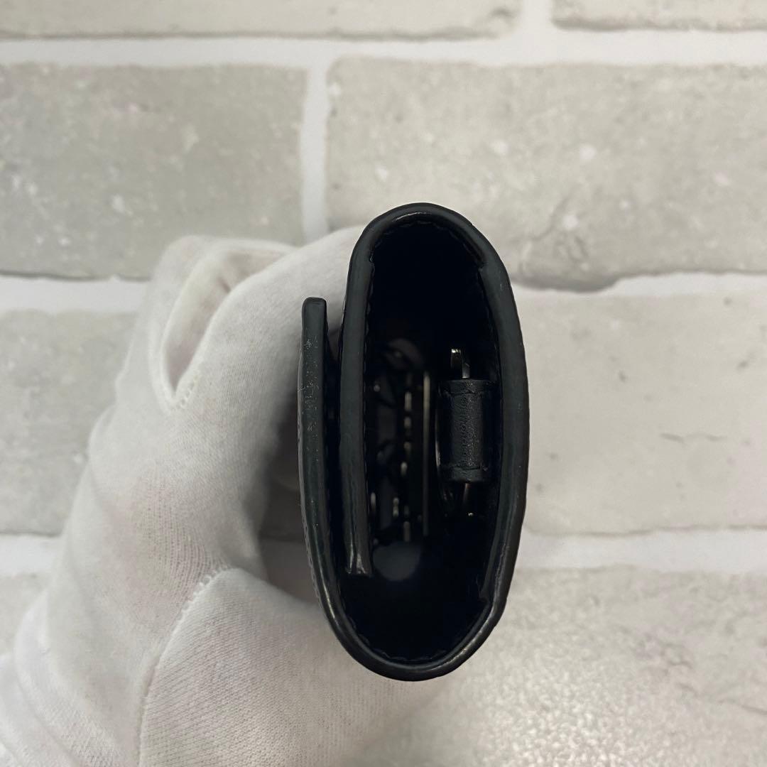 美品⭐︎グッチ　GG柄　エンボス　6連キーケース　キーリング　黒　ビッグロゴ