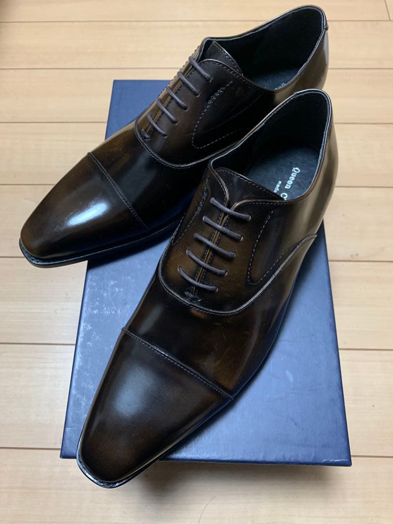 未使用　新品　クイーンクラシコ　サイズ25.5