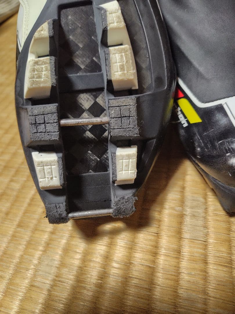 値下げ　SALOMON RS Carbon スキー用ブーツ　25.5cm