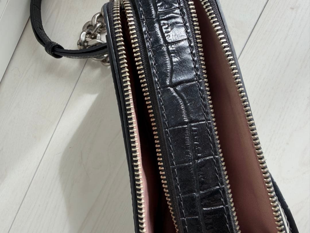 THE MARC JACOBS ブラックショルダーバッグ