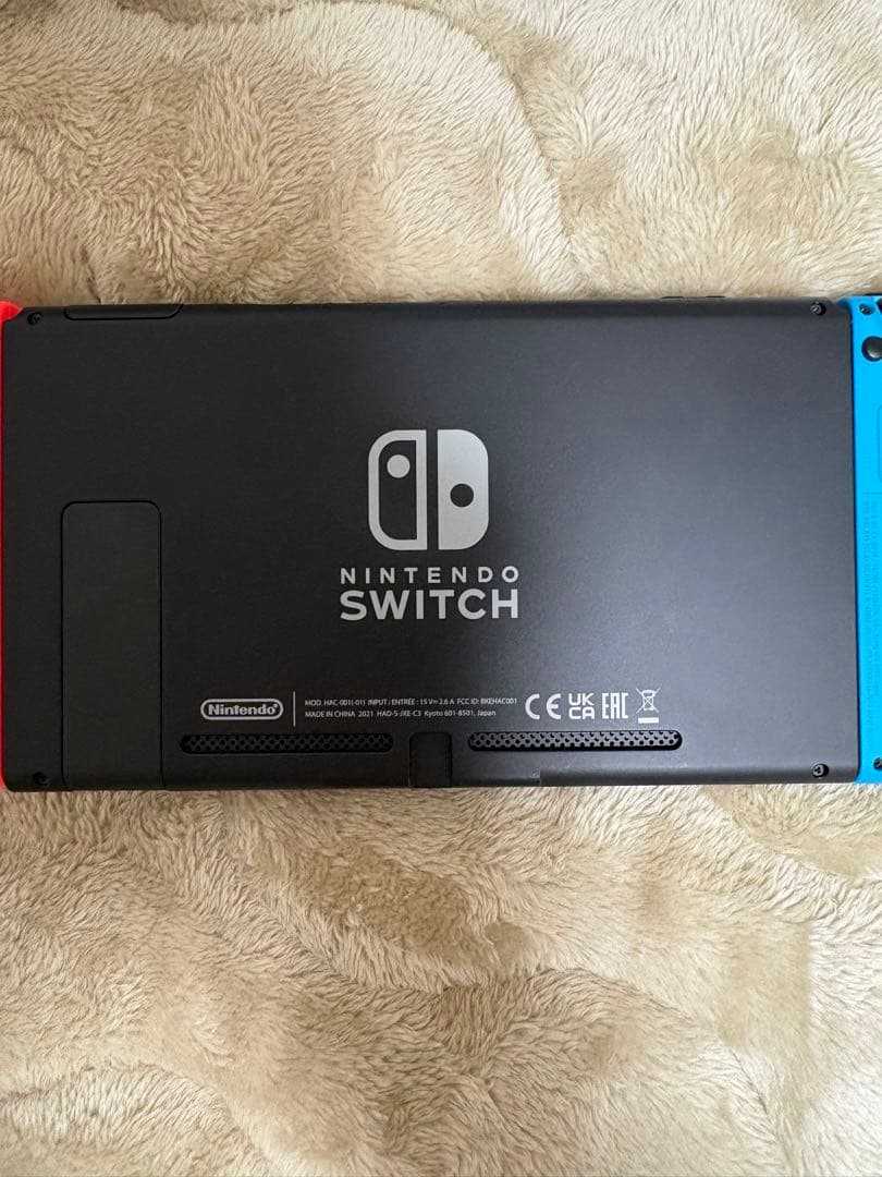 【美品】Nintendo Switch ニンテンドースイッチ 本体 ケース付き