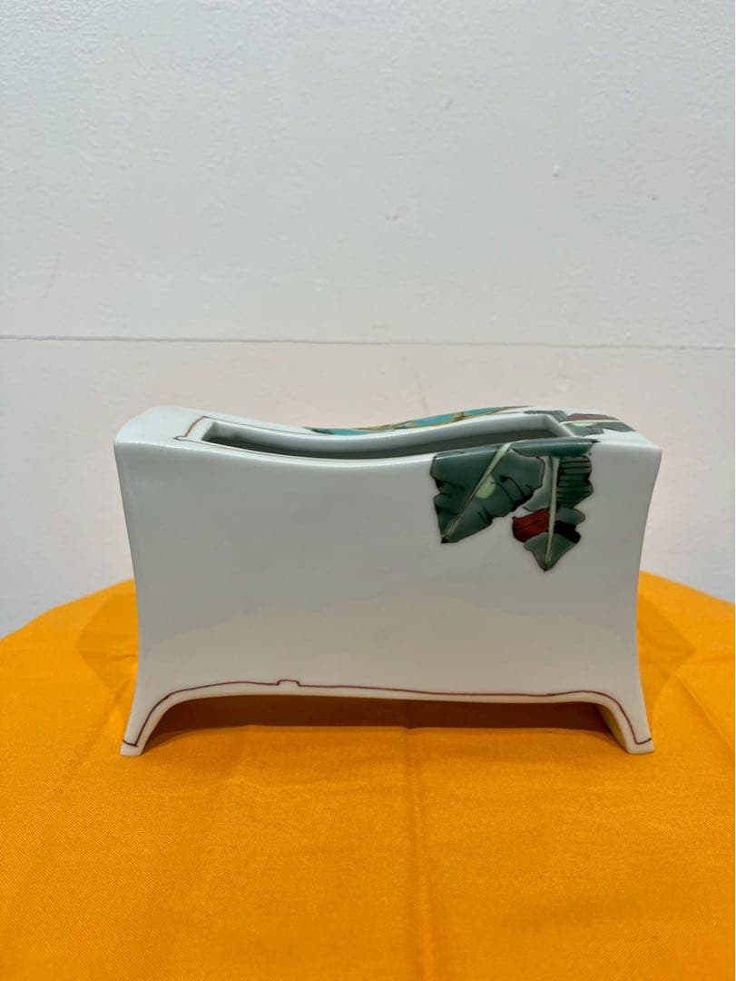 山近泰《神象の図》花器｜九谷焼｜作家略歴付・共箱入