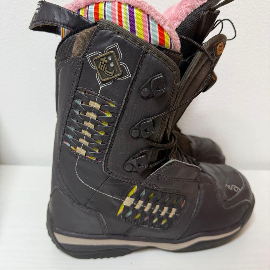 即発送 SALOMON レディース スノーボードブーツ 23cm ブラウン ボア