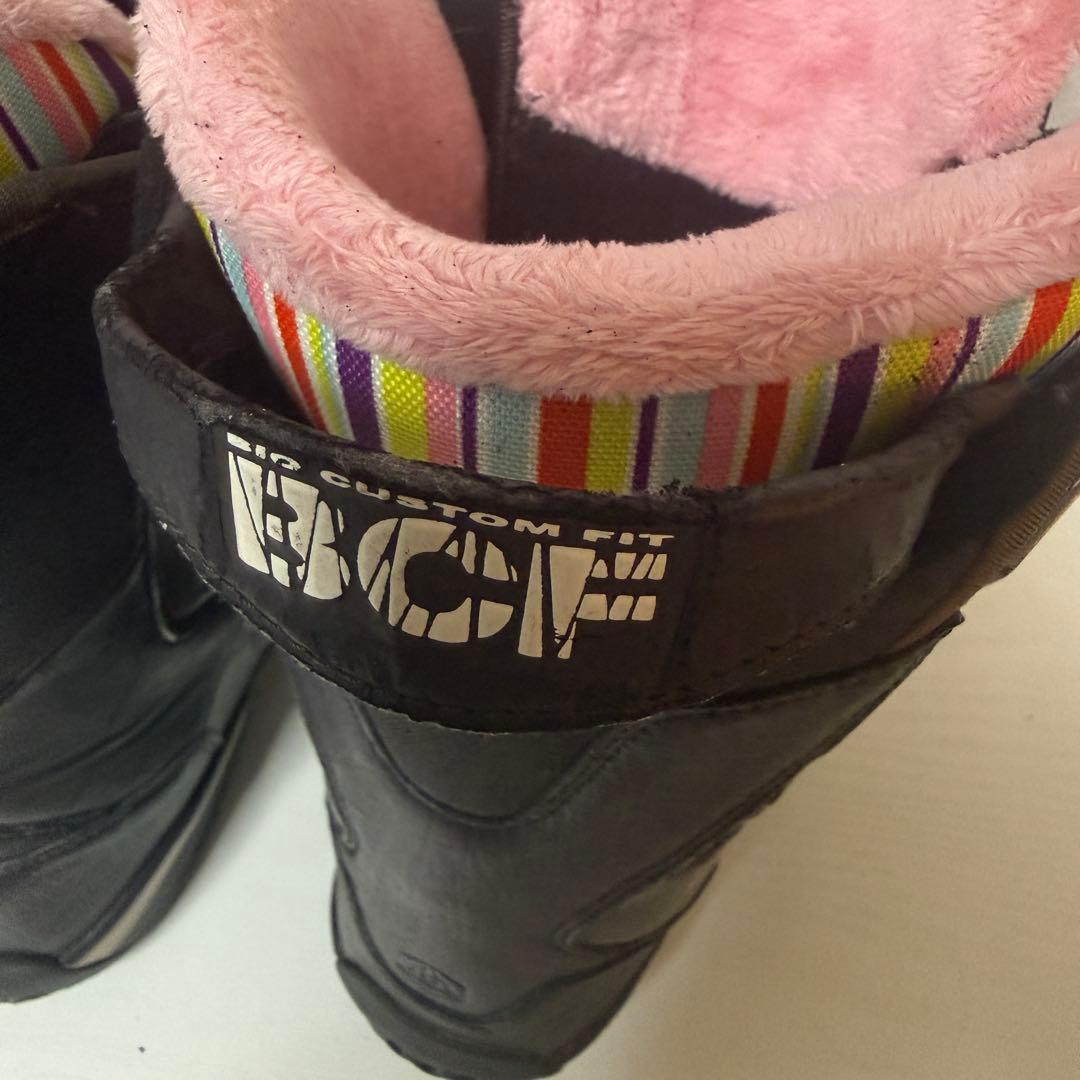 即発送 SALOMON レディース スノーボードブーツ 23cm ブラウン ボア