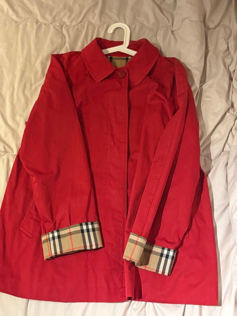 レッド トレンチコート バーバリーチェック
