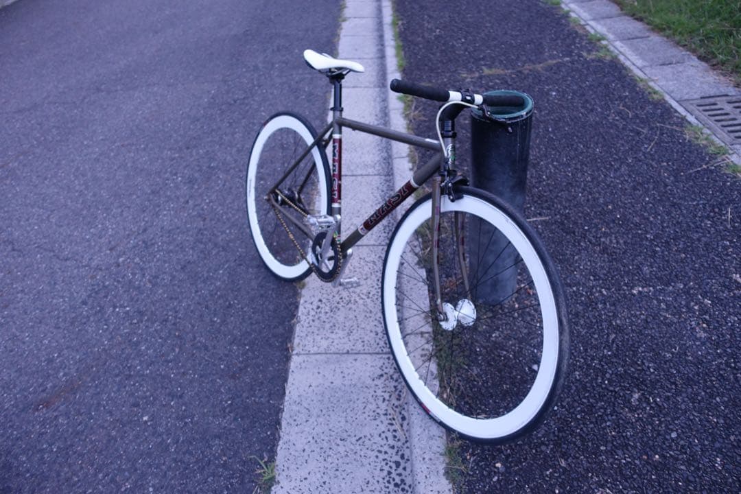 ベース車両マジー [MASI]シングルスピード 替えスポーク/ハブ等有り