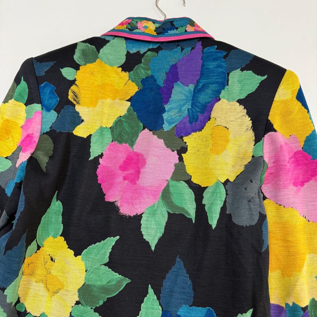 希少✨レオナール✨シルク100%花柄テーラードジャケット（M）ブラック　肩パット