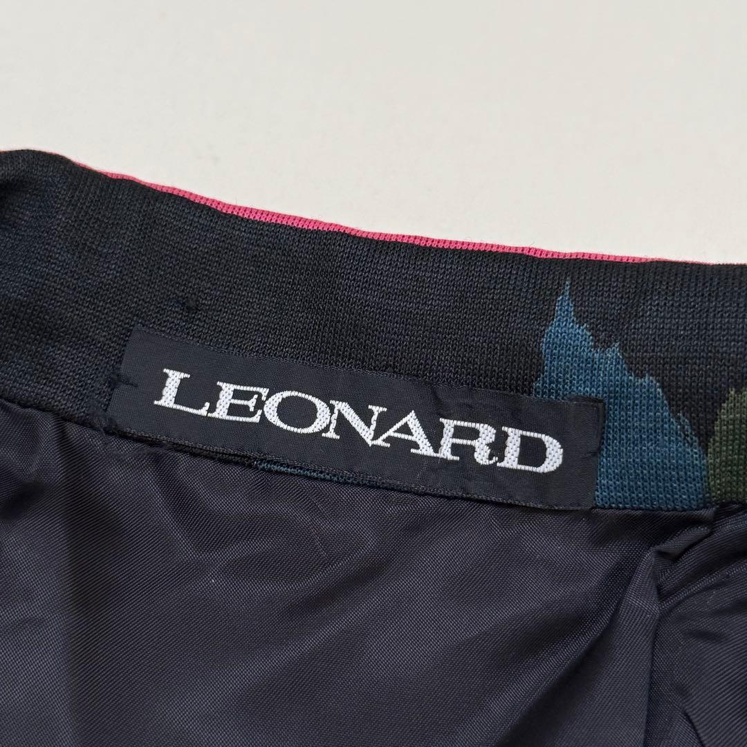 希少✨レオナール✨シルク100%花柄テーラードジャケット（M）ブラック　肩パット