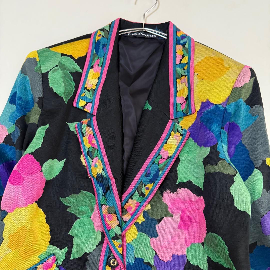 希少✨レオナール✨シルク100%花柄テーラードジャケット（M）ブラック　肩パット