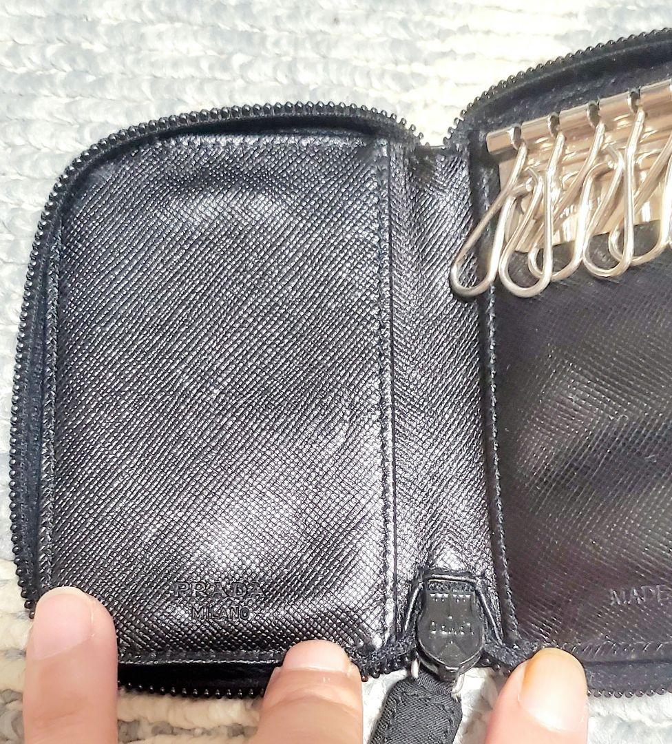 PRADA 正規品ナイロン ラウンドファスナー 6連 キーケース 三角プレート