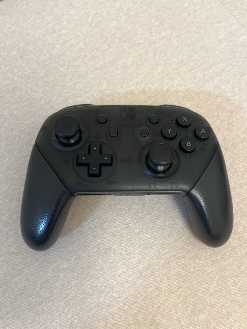 ニンテンドーswitch プロコン2つ付き