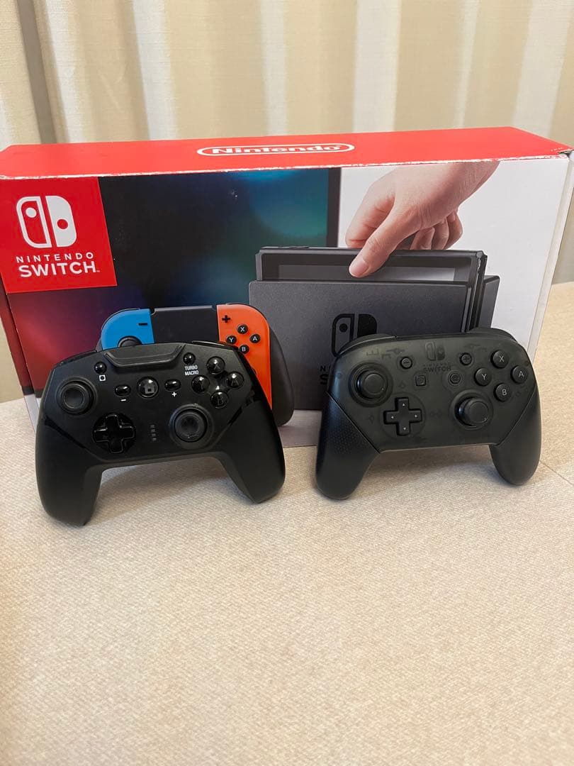 ニンテンドーswitch プロコン2つ付き