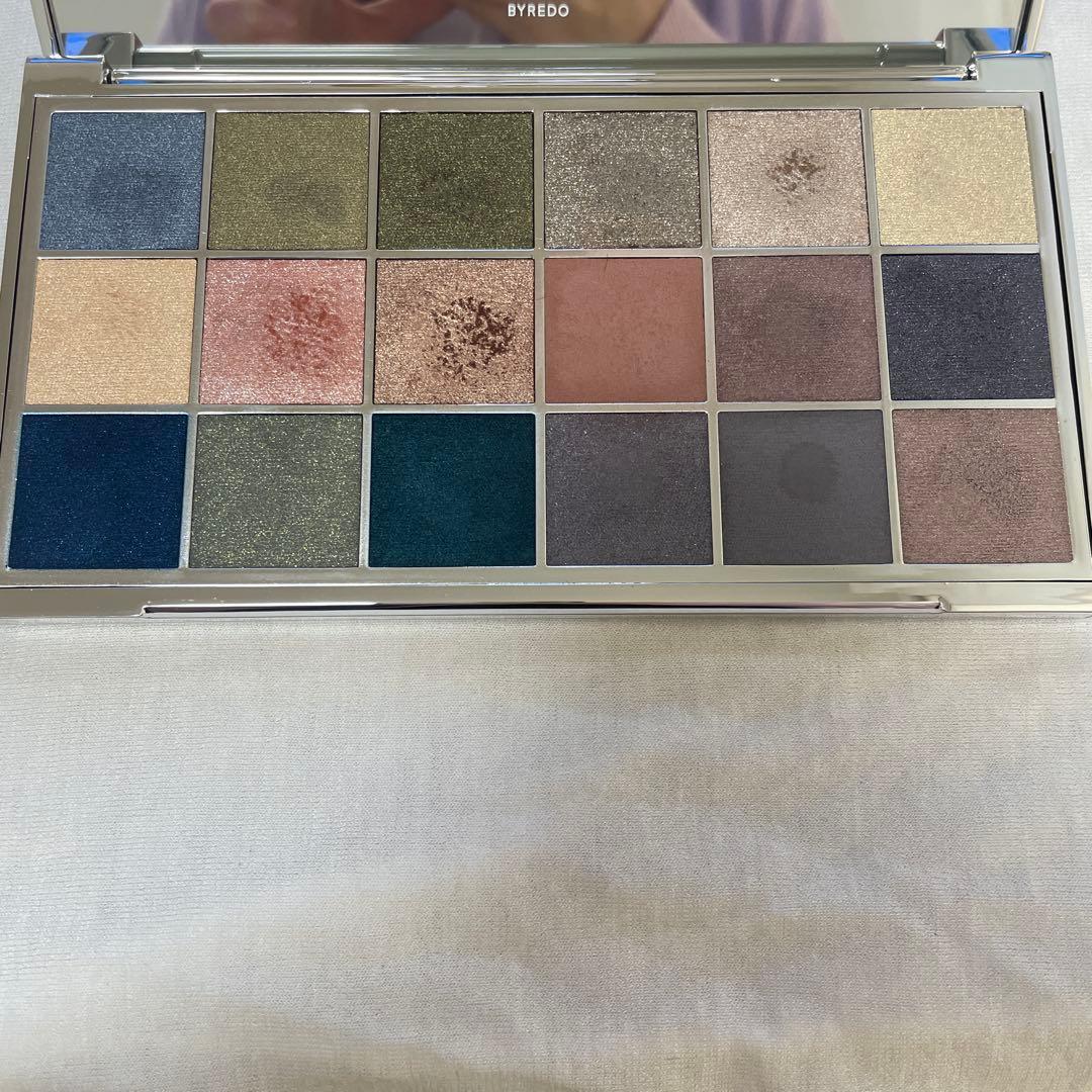 BYREDO バイレード　アイシャドウパレット　ミネラルスケープ