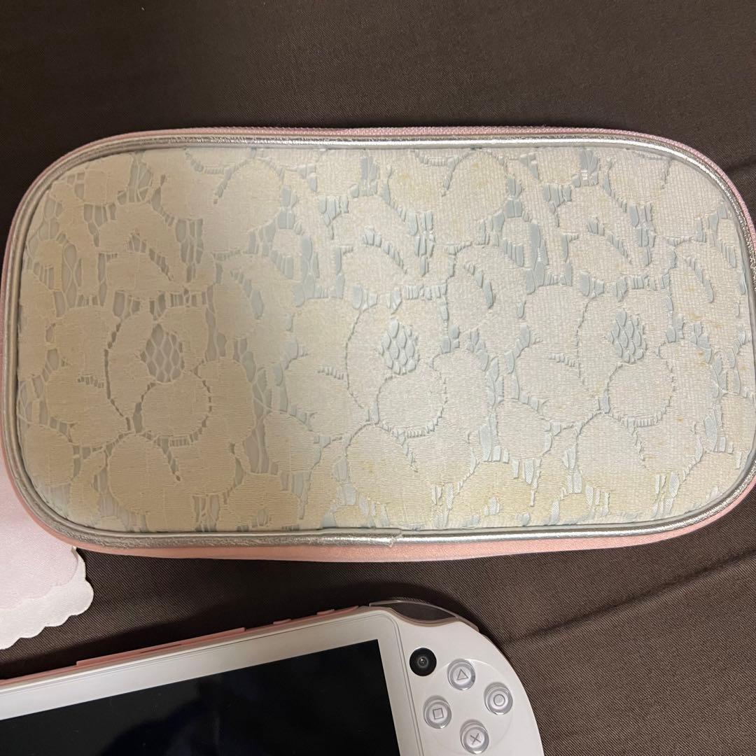 PlayStationVITA　本体　 PCH-2000 マーキュリーデュオ