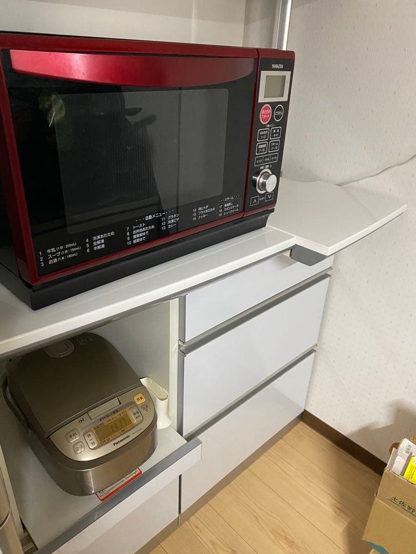 1/25までの出品です。綾野製作所　ホワイトキッチンカウンター スライド扉付き