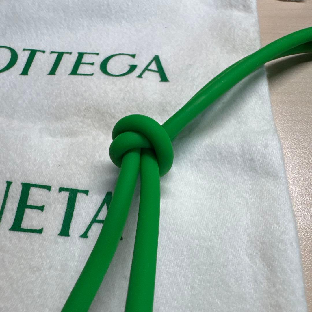 iPhone14pro シリコン　ケース　カバー ボッテガヴェネタ