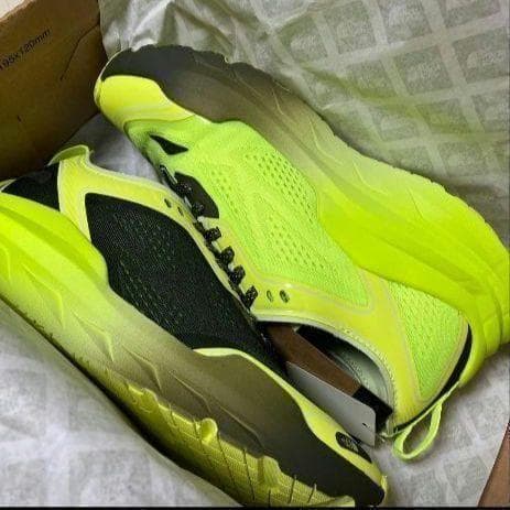 ザノースフェイス】 ランニングシューズ Ultra Forward 24cm