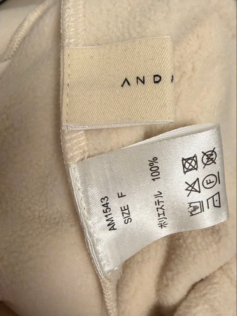 パンツ andmary Mary logo fleece pants ivory