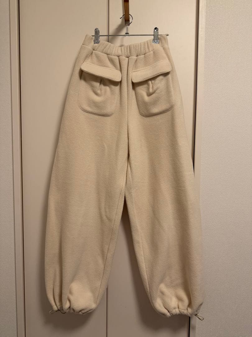 パンツ andmary Mary logo fleece pants ivory