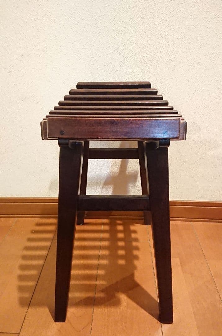 楡無垢材 格子スツール 黒 和モダン アンティーク 椅子 腰掛け 飾り台 天然木