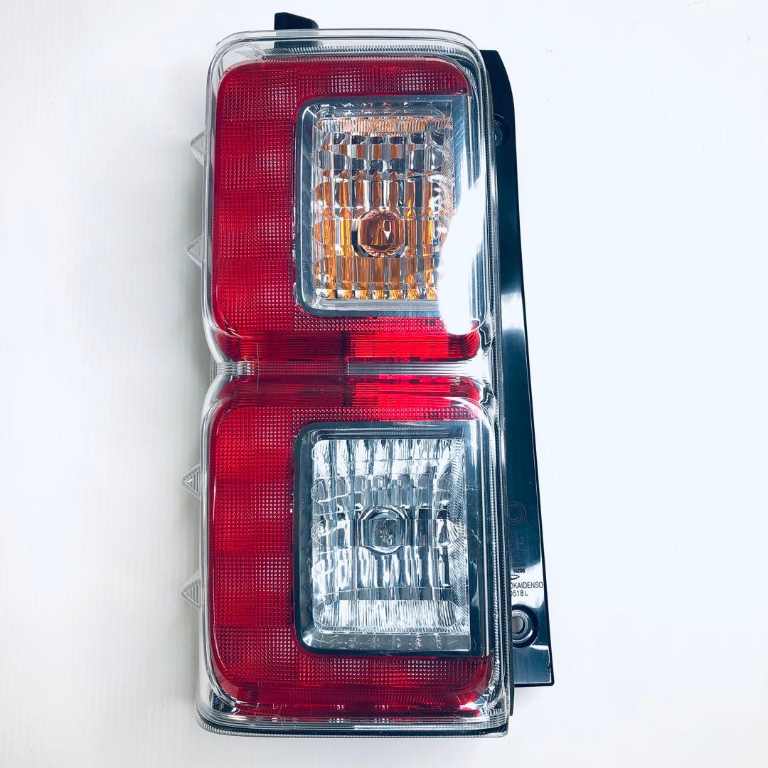 【即納】ウェイク　LA700　LA710　左テールランプ　点灯OK　ピクシスメガ