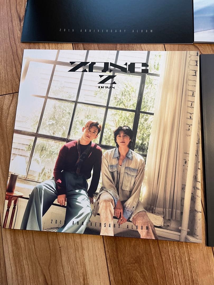 東方神起 20th ALBUM「ZONE」初回限定超豪華盤