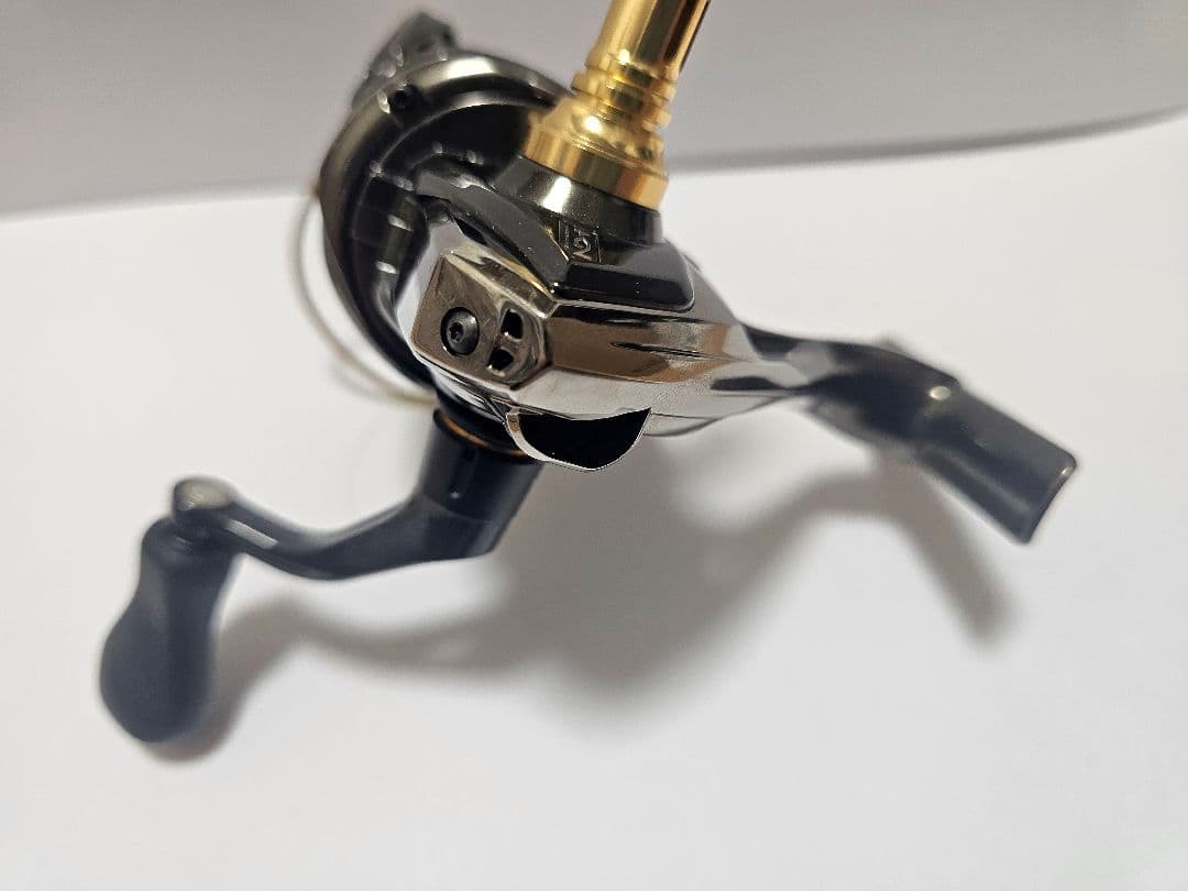 シマノ 17ソアレ CI4+ C2000SSPG　ドレスリールスタンド付き