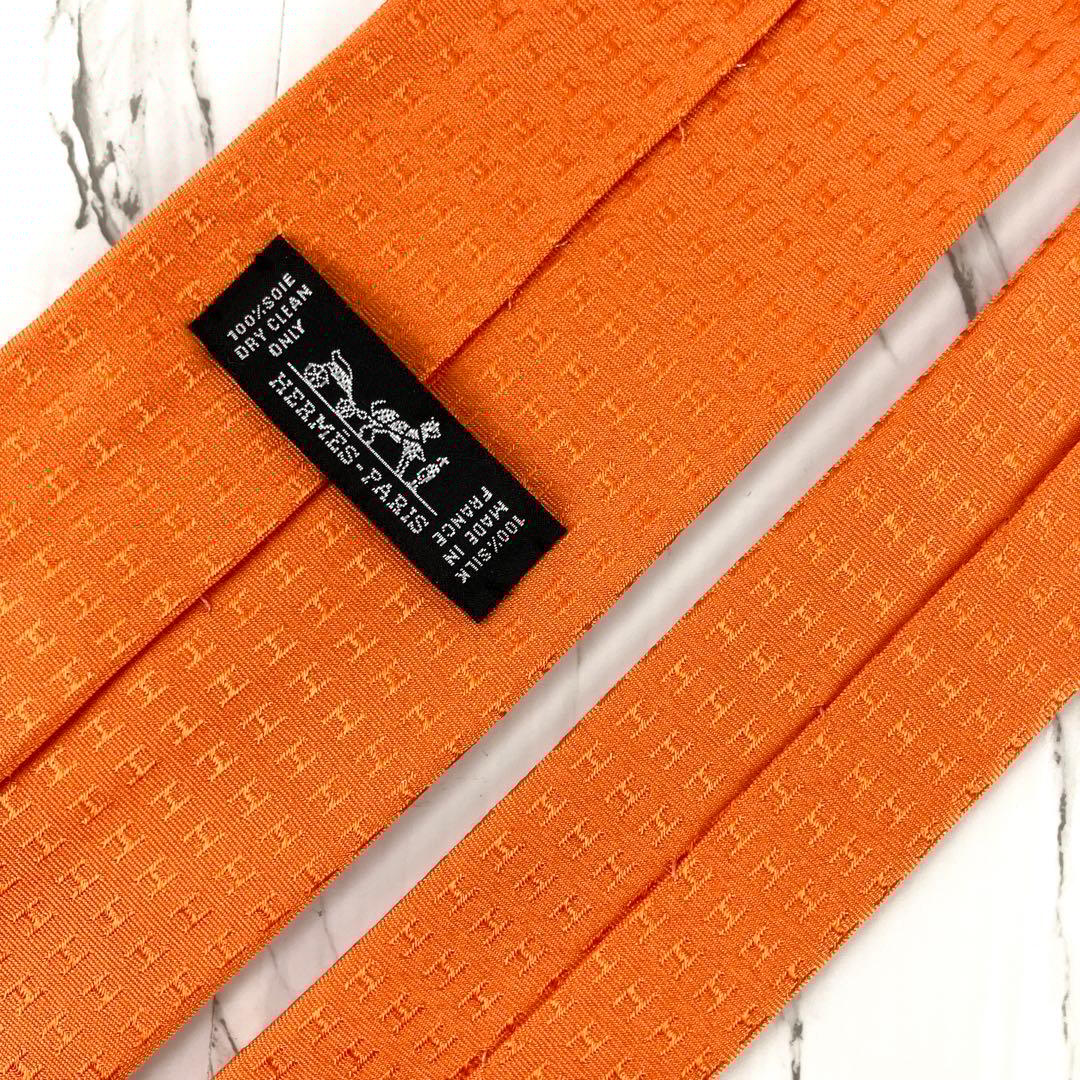 美品　エルメス　ネクタイ　ファソネ　H織　ソリッド　ジャガード　オレンジ