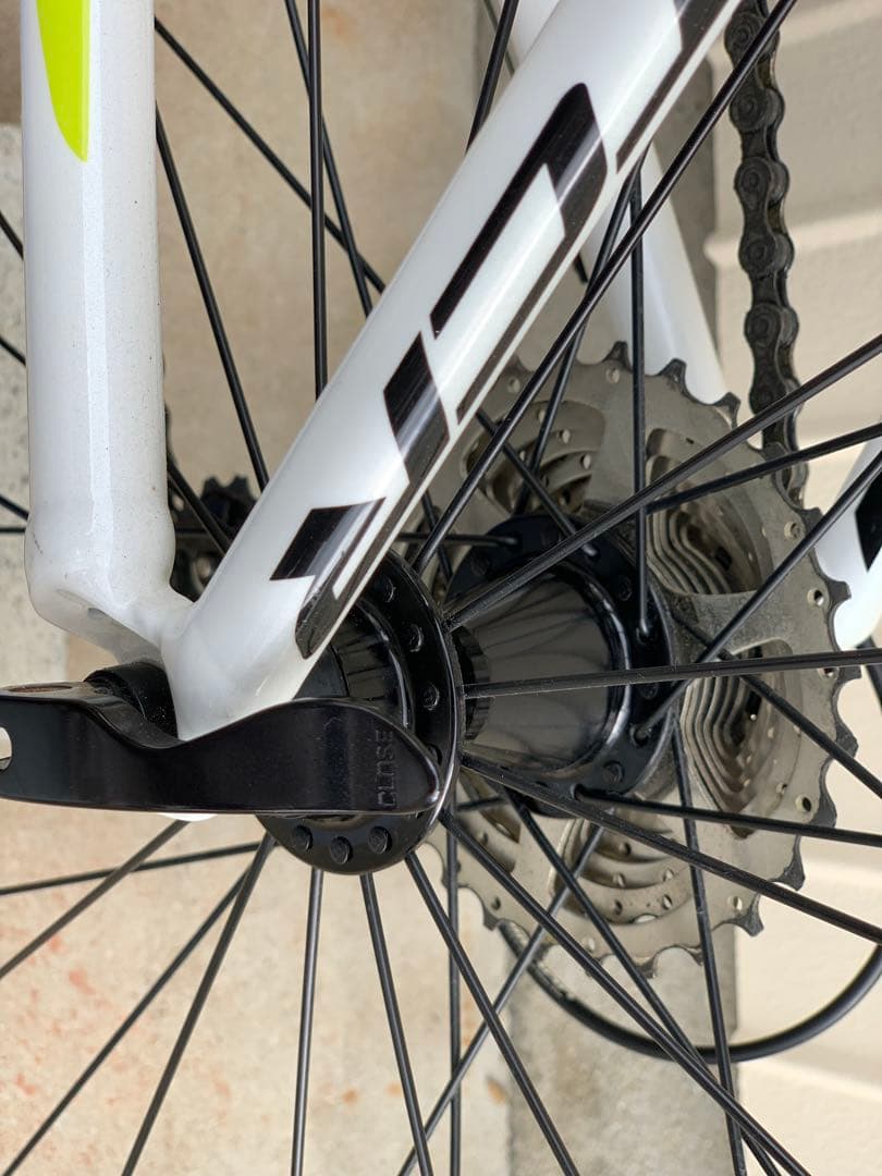 ロードバイク アルミフレーム　GAIANT