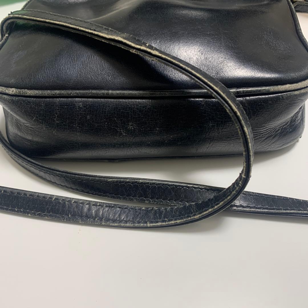 ヴィンテージ　1970年代　Gucci 黒 レザー ショルダーバッグ