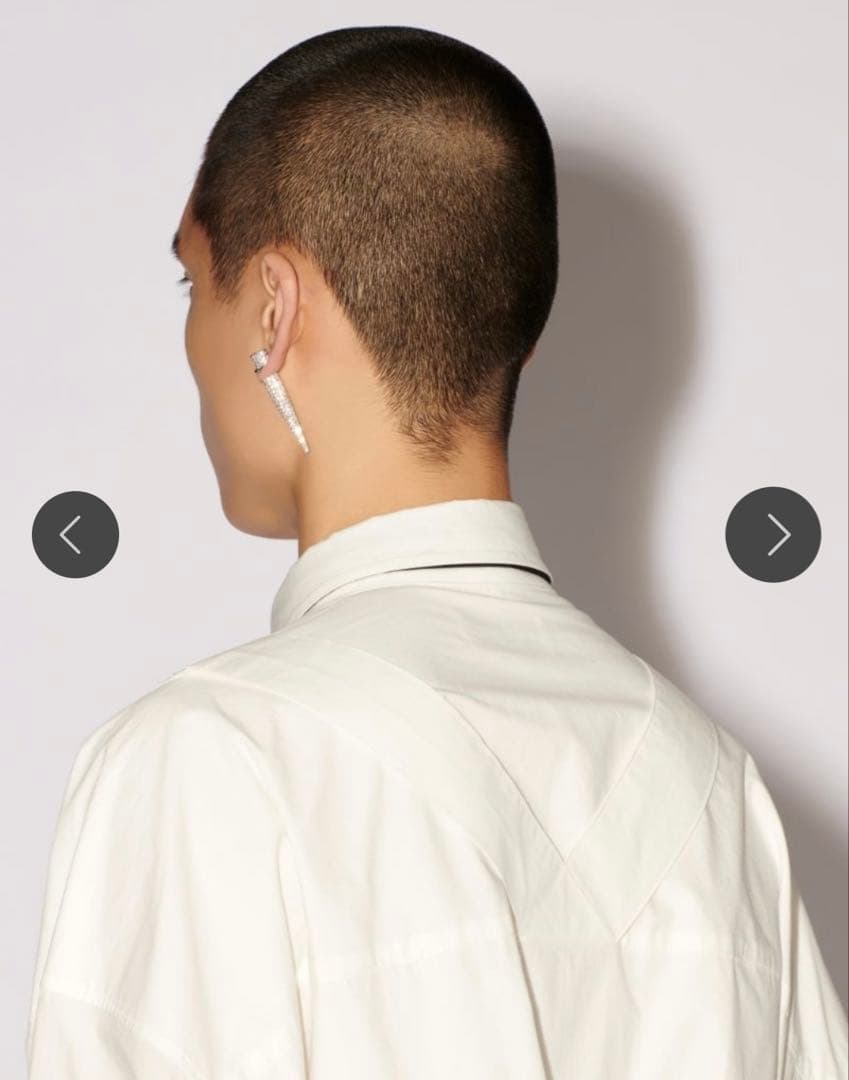 新品未使用　AMBUSH スパイク型クリスタルピアス(片耳用)