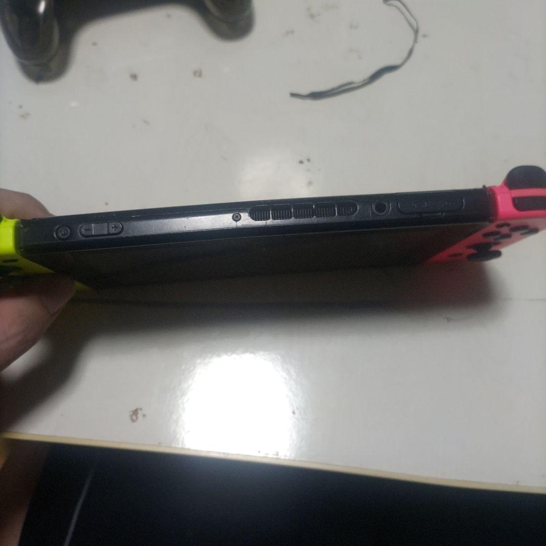 任天堂スイッチ 動作確認済 プロコンとスタンドつき