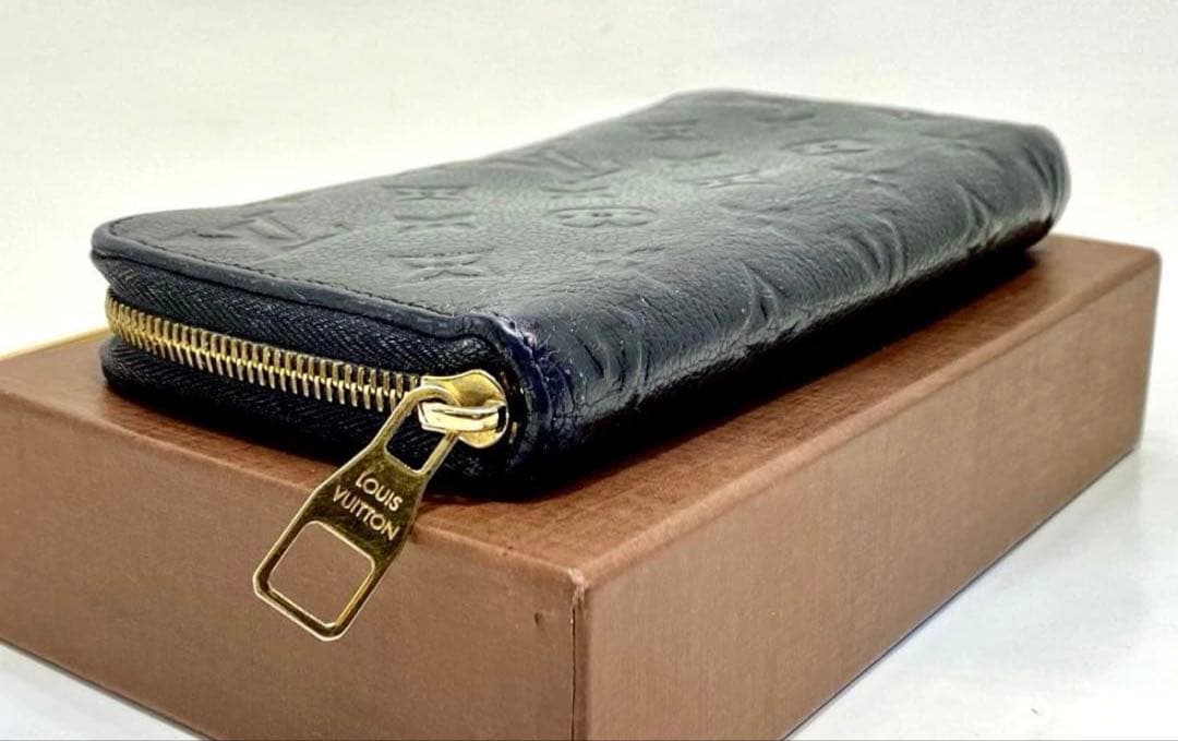 そ*ら様 300円スタート 【美品】LOUIS VUITTON ネイビー 長財布