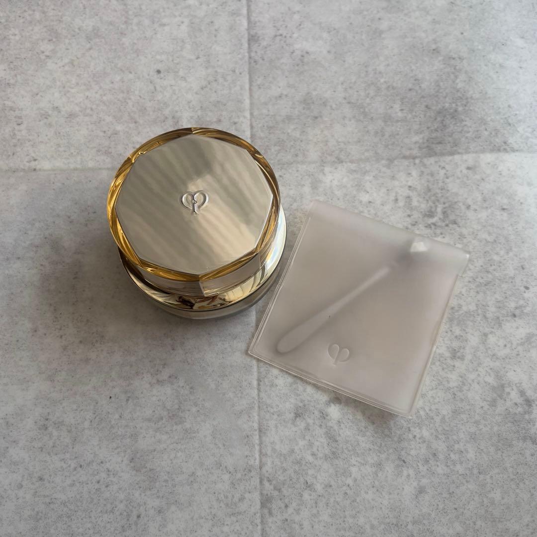 よっち　クレドポークレームイユーs 目元クリーム　クレドポーアイクリーム