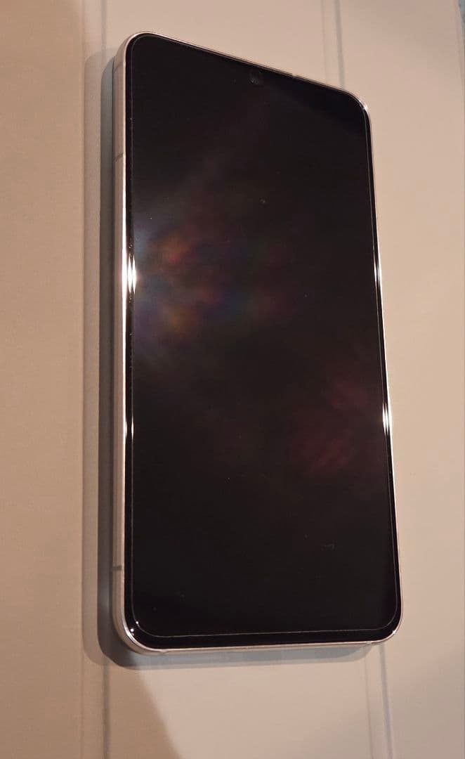 Samsung Galaxy S22 ホワイト